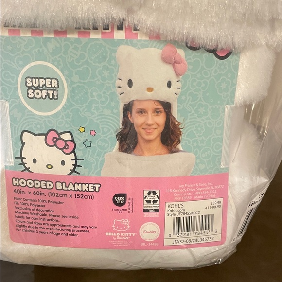 Hello Kitty Plush Hooded Blanket with Pink Bow 40x60New with Tags - Picture 2 of 4